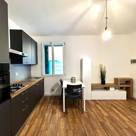 Cardahouse